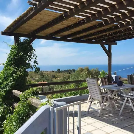 Andronikos Villa *